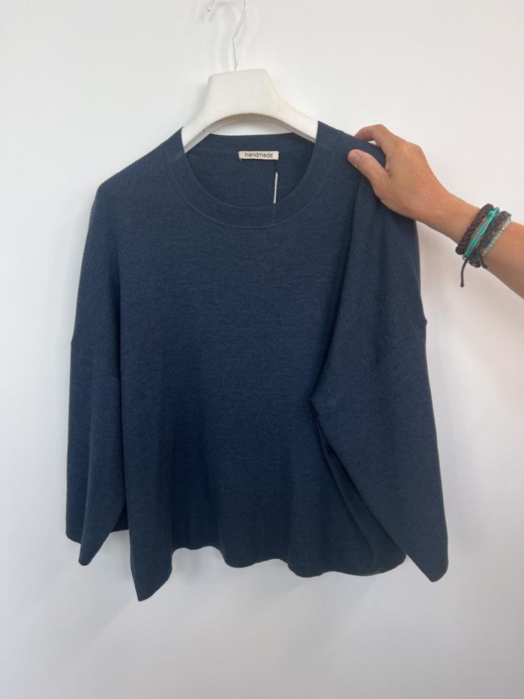 Oversize Pulli shadow