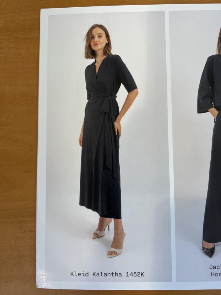 Wickelkleid Kalantha black
