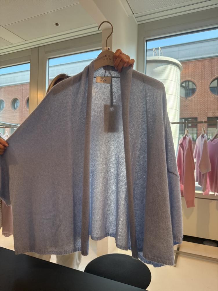 Strickjacke Hinganbene natur