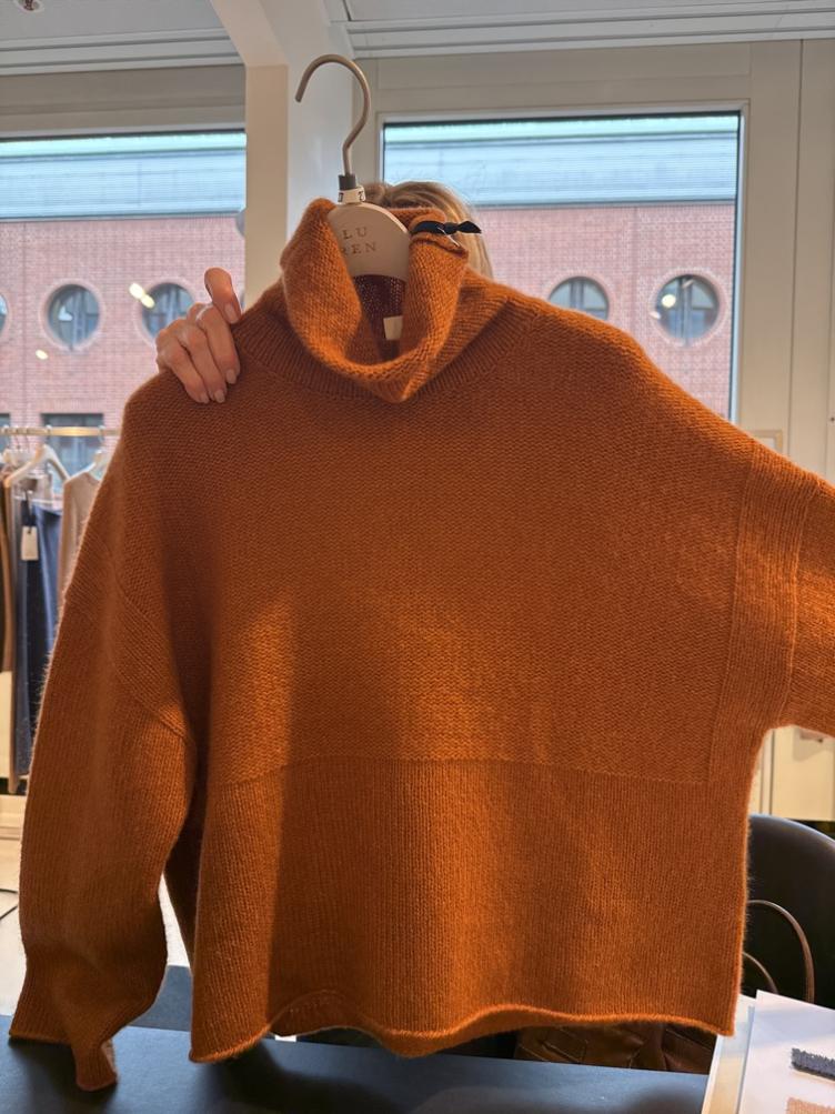 Pulli Lipsen Black Forrest - 1