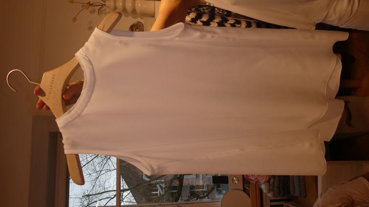 Top weiss