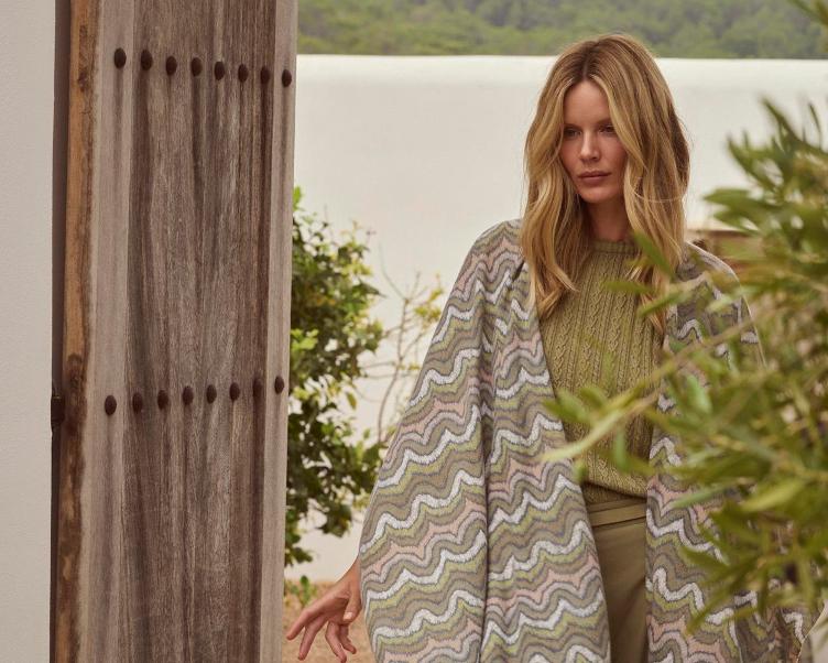 Cape weave print