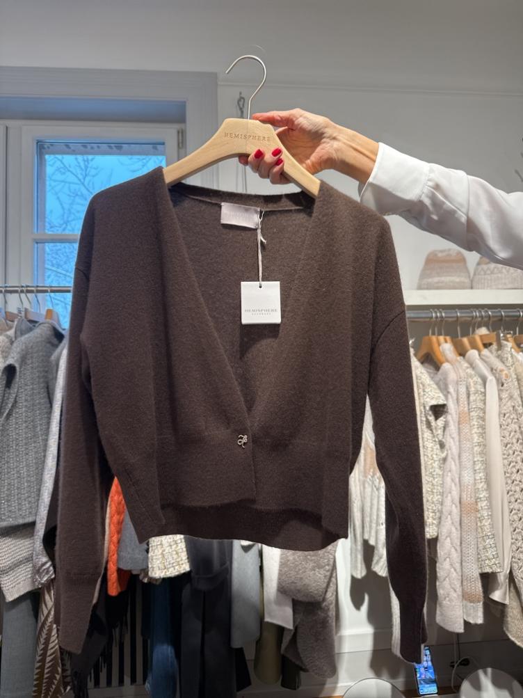 Pulli braun