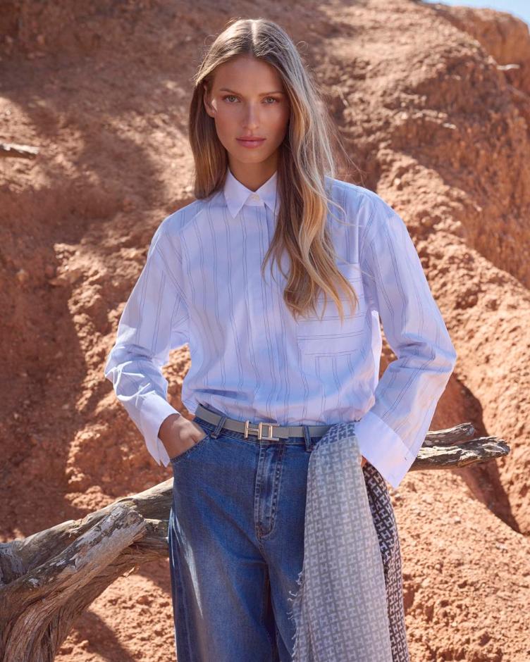 Bluse hellblau