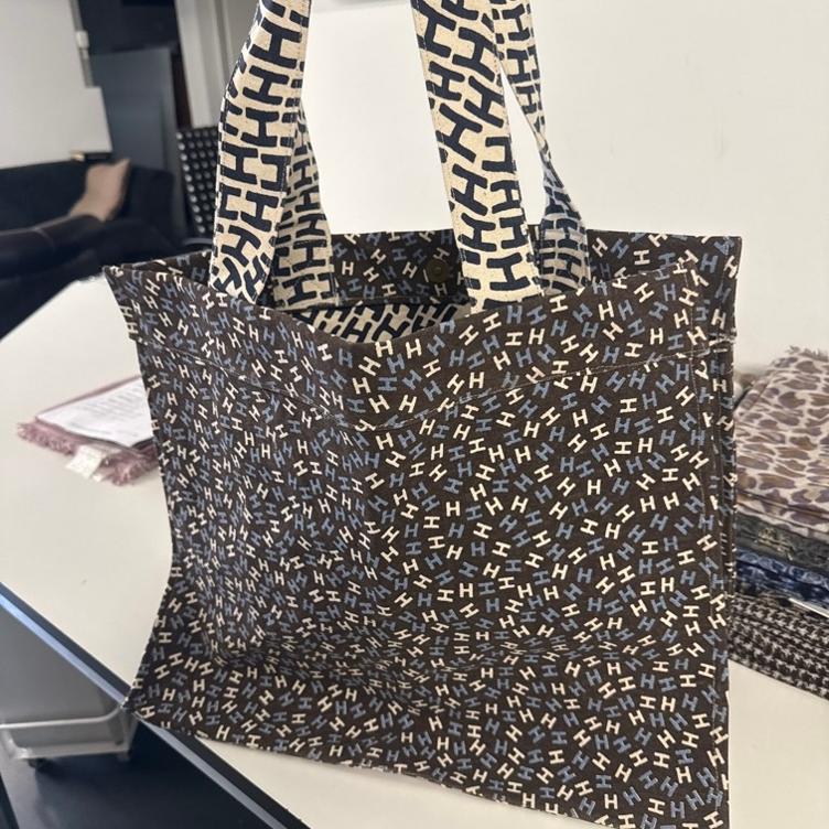 Bag H-print