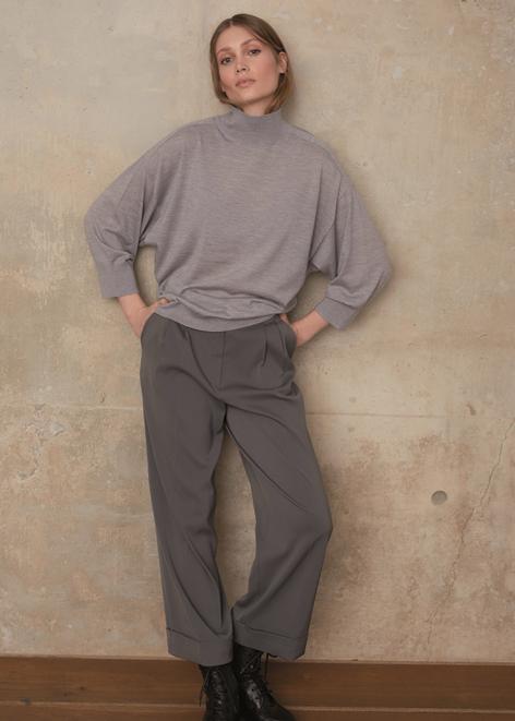 Stehkragenpulli boxi black