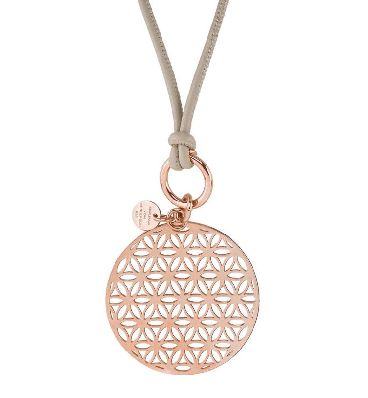 Ala Lebensblume silber mit schwarzfarbener Lederkette