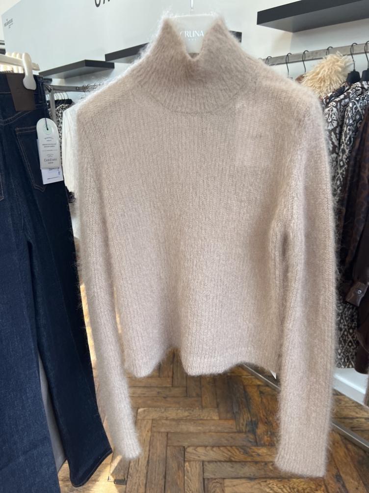 Pulli Suzanne Terra