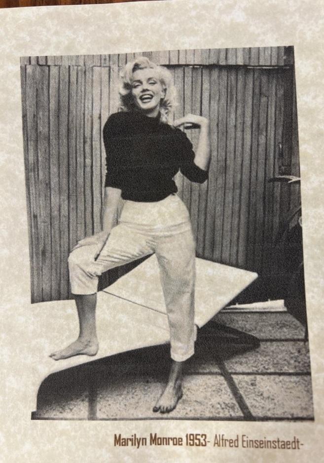 Pulli camello Marilyn Monroe