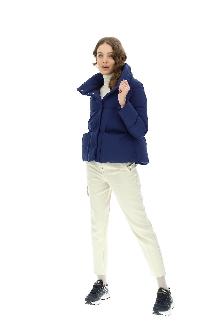 Daunenjacke schwarz