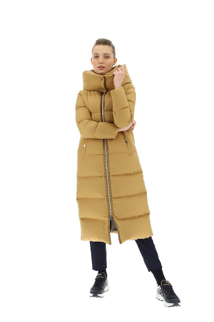 Daunenmantel schwarz