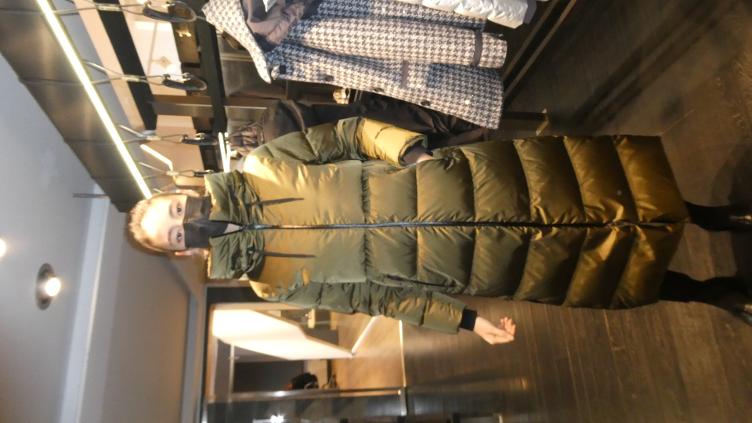 Daunenmantel schwarz wasserdicht - 5