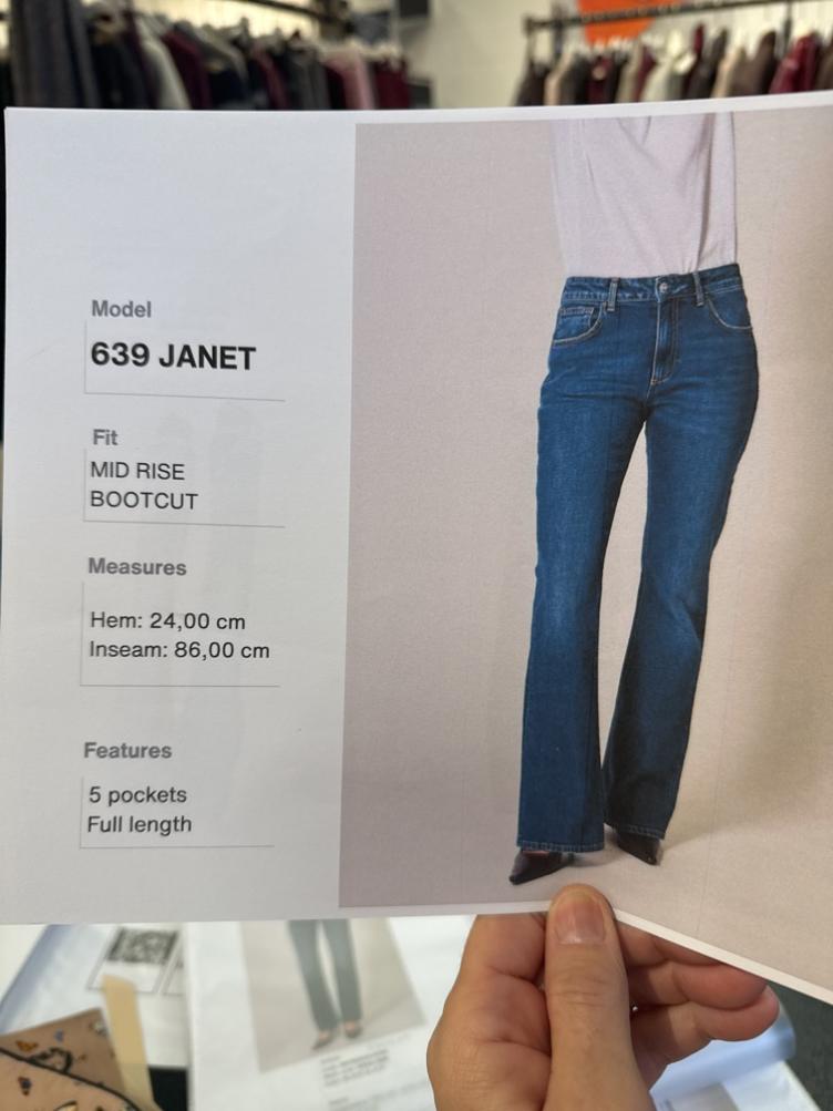 Janet Bootcut blue denim